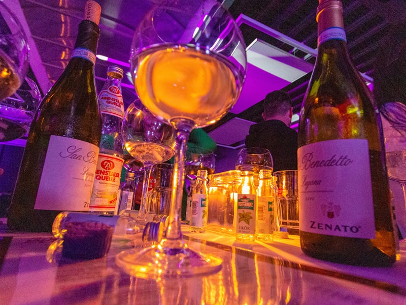 StadtStrand Club Party im Autohaus